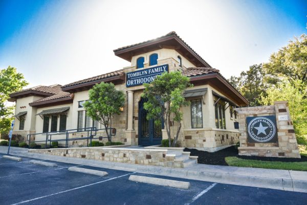 Tomblyn Family Orthodontics Tomblyn Family Orthodontics Steiner Ranch Office Austin Texas TX Orthodontist